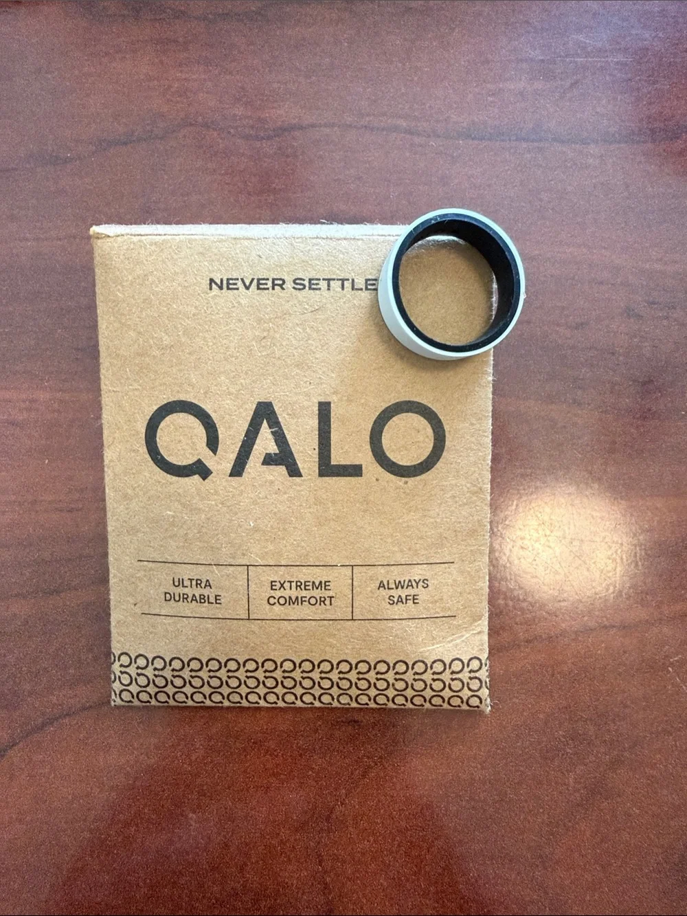 QALO Yoga  Silicone Ring in white with black Rim